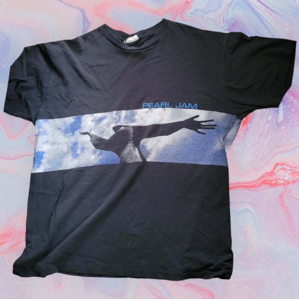 Band Tee: Vintage 1998 Pearl Jam Yield Tour T-Shirt